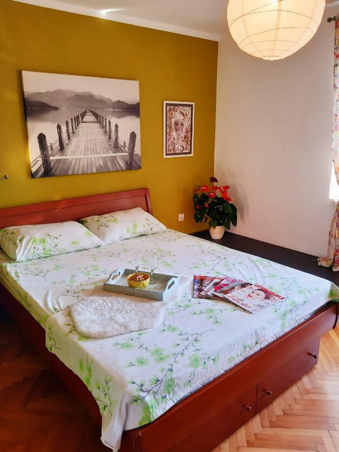 Apartment The Royal Square Cetinje Exterior photo